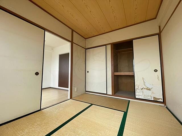 寝室