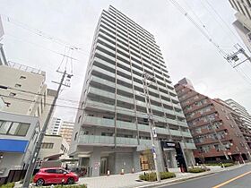 大阪府吹田市広芝町11番8号（賃貸マンション1LDK・13階・40.25㎡） その1