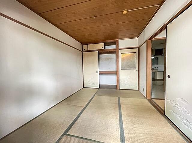 寝室