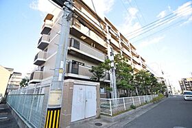 大阪府茨木市真砂２丁目14番18号（賃貸マンション3LDK・1階・72.00㎡） その1