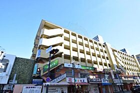 大阪府茨木市沢良宜西１丁目（賃貸マンション1LDK・4階・42.12㎡） その1