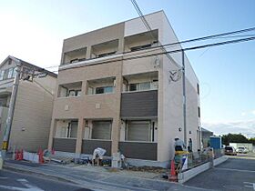 フジパレス堺初芝  ｜ 大阪府堺市東区日置荘西町４丁27番13号（賃貸アパート1DK・2階・30.00㎡） その1