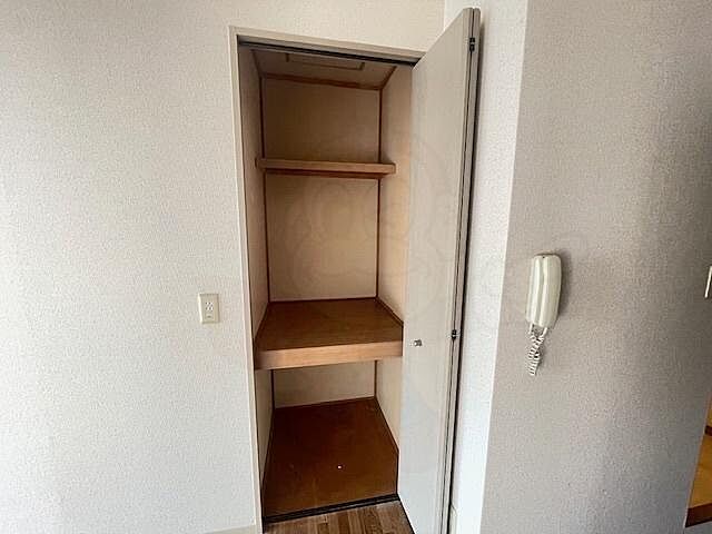 収納