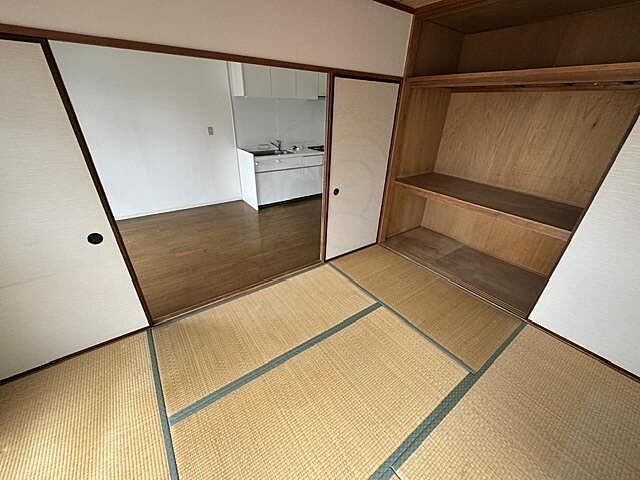 寝室