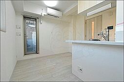 OSAKA・FRONT 2階1LDKのリビング/ダイニング