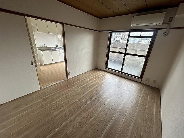 寝室