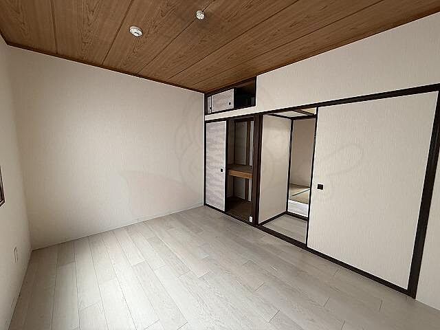寝室