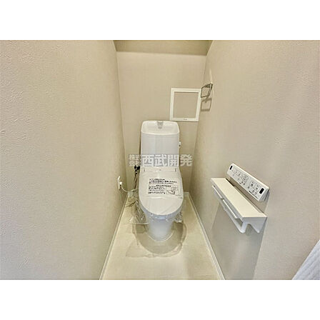 いつも綺麗に清潔に。洗浄機能付きトイレです。