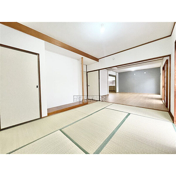 室内を拡大表示