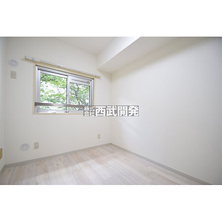 洋室4.2帖