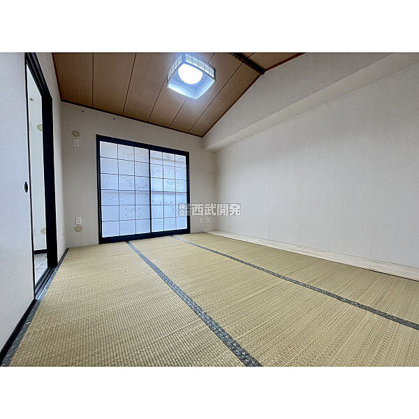室内を拡大表示