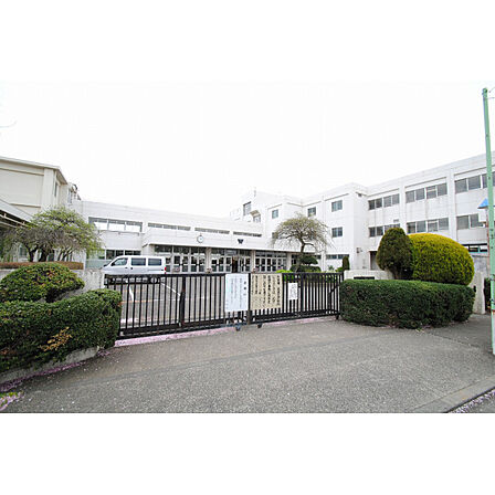 第一中学校