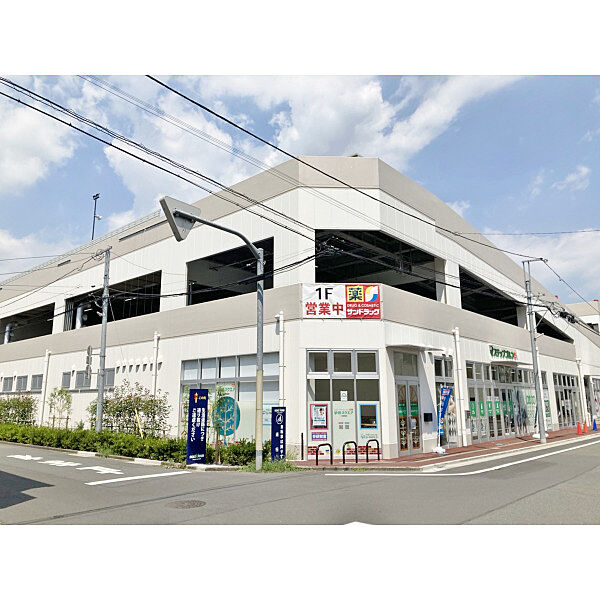 周辺を拡大表示