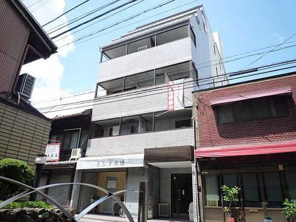 ウィッシュ河原町 ｜京都府京都市東山区大和大路通四条下る２丁目亀井町(賃貸マンション1R・3階・25.00㎡)の写真 その1