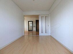 京都地下鉄東西線 二条駅 徒歩10分の賃貸マンション 3階2LDKのリビング/ダイニング