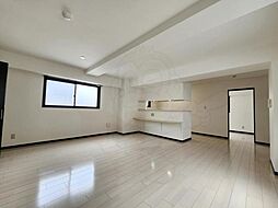 LUXESTAGE御所南 402 4階2LDKのリビング/ダイニング