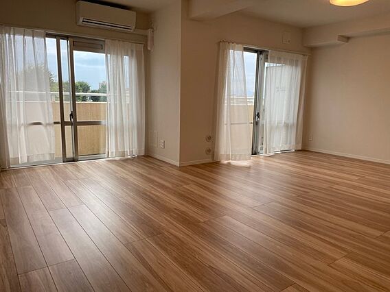 リビング/ダイ...