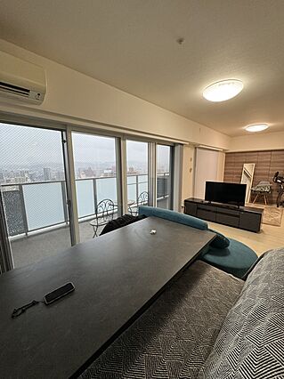 リビング/ダイ...