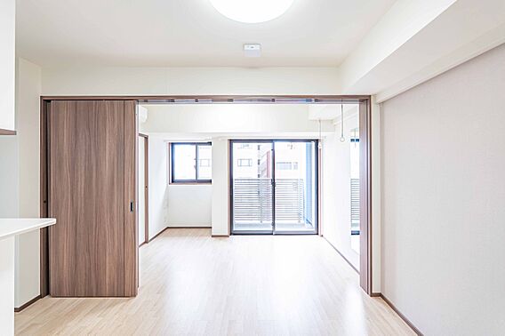 リビング/ダイ...