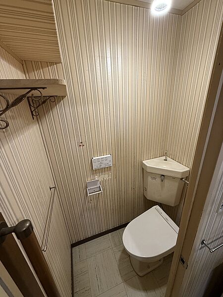 トイレを拡大表示