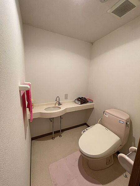 トイレを拡大表示