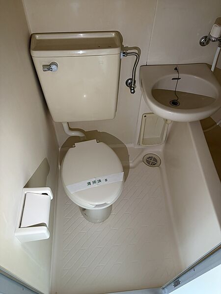 トイレを拡大表示