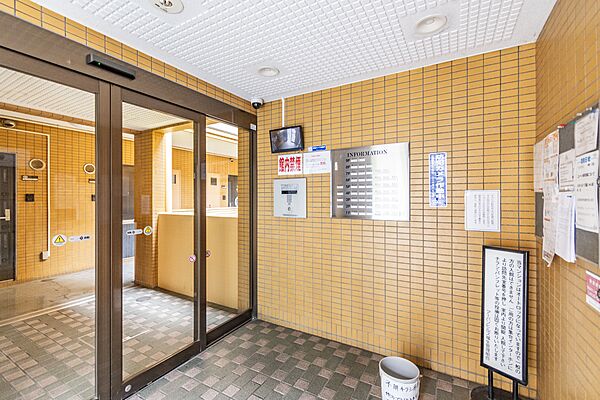 エントランスを拡大表示