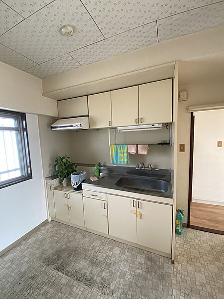 キッチンを拡大表示