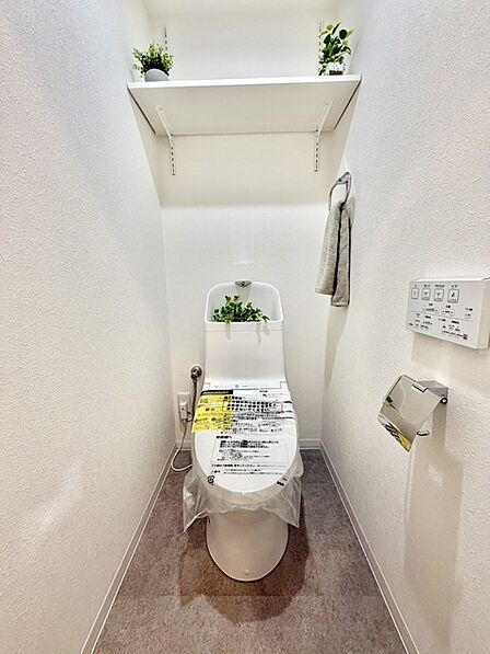 白を基調としたすっきりと清潔感のある空間が心地よい、落ち着いた雰囲気のプライベートスペースです。
