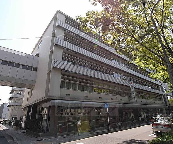 画像18:京都第二赤十字病院まで917m 府庁前にあり交通アクセスも便利。