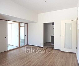 京都市営烏丸線 北大路駅 徒歩12分の賃貸マンション 1階3LDKのリビング/ダイニング