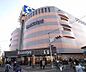 周辺：イズミヤ 白梅町店まで850m 大型スーパーのイズミヤ。ガレージも広くお買い物もらくらくです。
