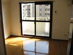 大阪モノレール本線 南摂津駅 徒歩5分の賃貸マンション 4階ワンルームのリビング/ダイニング