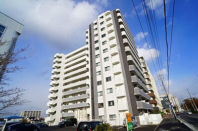 外観：2009年完成鉄筋コンクリートマンション