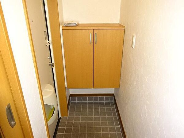 apartment 秋田県南秋田郡五城目町上樋口字屋岸
上樋口の賃貸情報を見る
物件地図