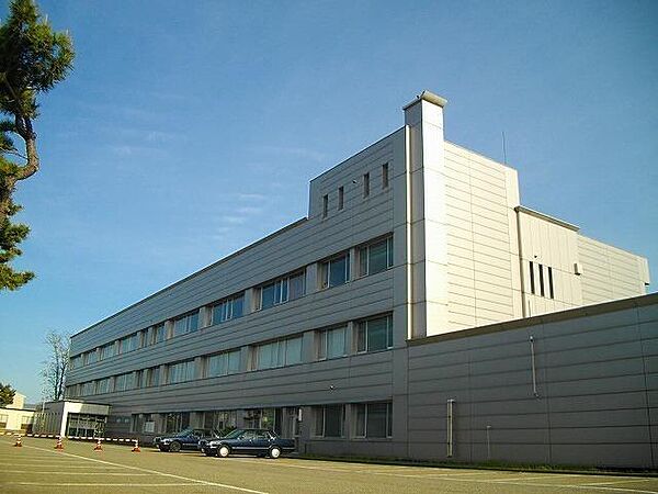画像16:秋田県運転免許センター(1、800m)