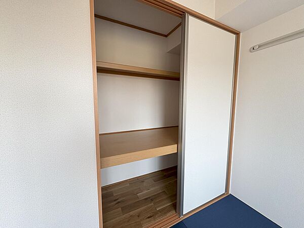apartment 秋田県秋田市山王７丁目9番35号　秋田住宅流通センタ‐本社ビル1階