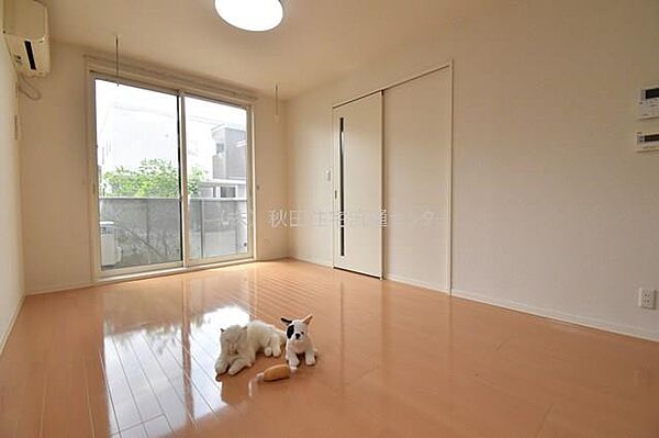apartment 秋田県秋田市山王７丁目9番35号　秋田住宅流通センタ‐本社ビル1階