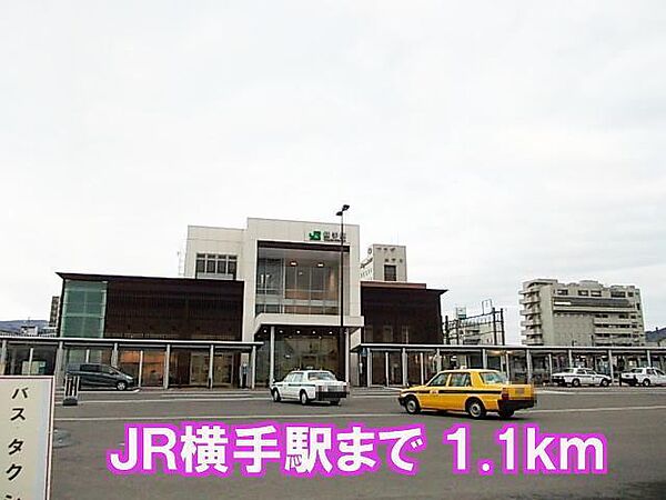 apartment 秋田県秋田市山王７丁目9番35号　秋田住宅流通センタ‐本社ビル1階