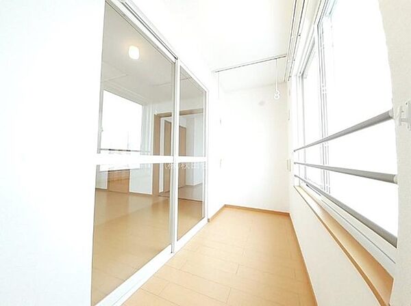 apartment 秋田県秋田市山王７丁目9番35号　秋田住宅流通センタ‐本社ビル1階