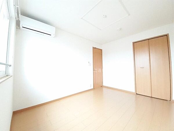 apartment 秋田県秋田市山王７丁目9番35号　秋田住宅流通センタ‐本社ビル1階