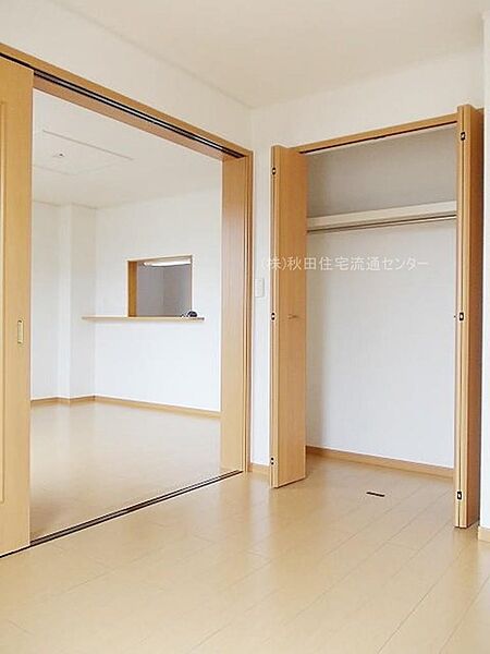 apartment 秋田県秋田市山王７丁目9番35号　秋田住宅流通センタ‐本社ビル1階