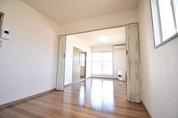 apartment 秋田県秋田市山王７丁目9番35号　秋田住宅流通センタ‐本社ビル1階
