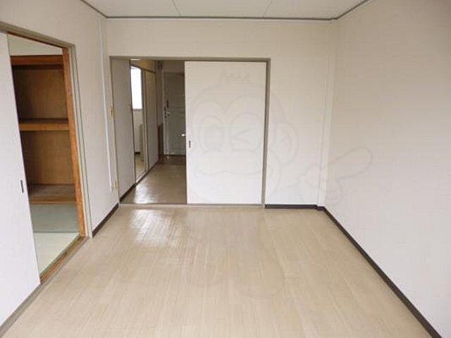 寝室
