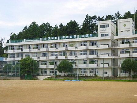仙台市立第一中学校 徒歩14分。 1050m