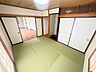室内：室内