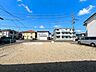 外観：（現地写真）《約34.06坪！》プランが広がる「建築条件無土地」です。・利便性を活かした複合型ビルや店舗兼住宅等も建築OK！まずはお気軽に「広さ」と「街の雰囲気」を見に来ませんか（＾ー＾）？