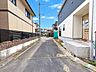 その他：《前面道路》（2026年9月中旬撮影）※写真は一部加工（建築資材の削除等）しております