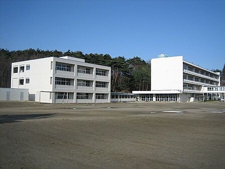 仙台市立八乙女中学校 徒歩20分。 1560m