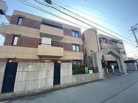 大阪府豊中市浜１丁目（賃貸マンション3LDK・2階・60.00㎡） その1